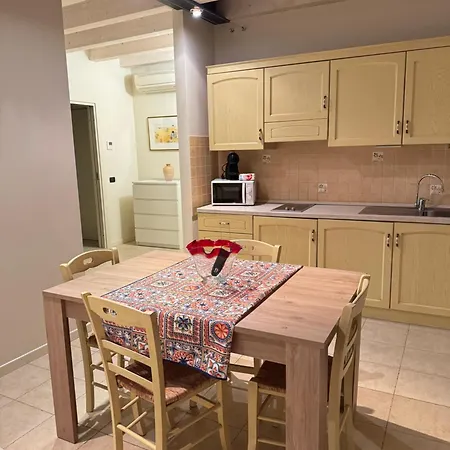 Cà Di Capri Aparthotel 3*