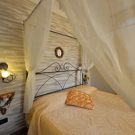 Cà Di Capri Aparthotel